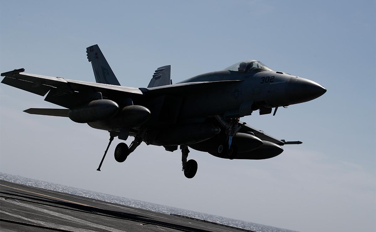 Зеленский заявил о готовности принять от Финляндии истребители F-18