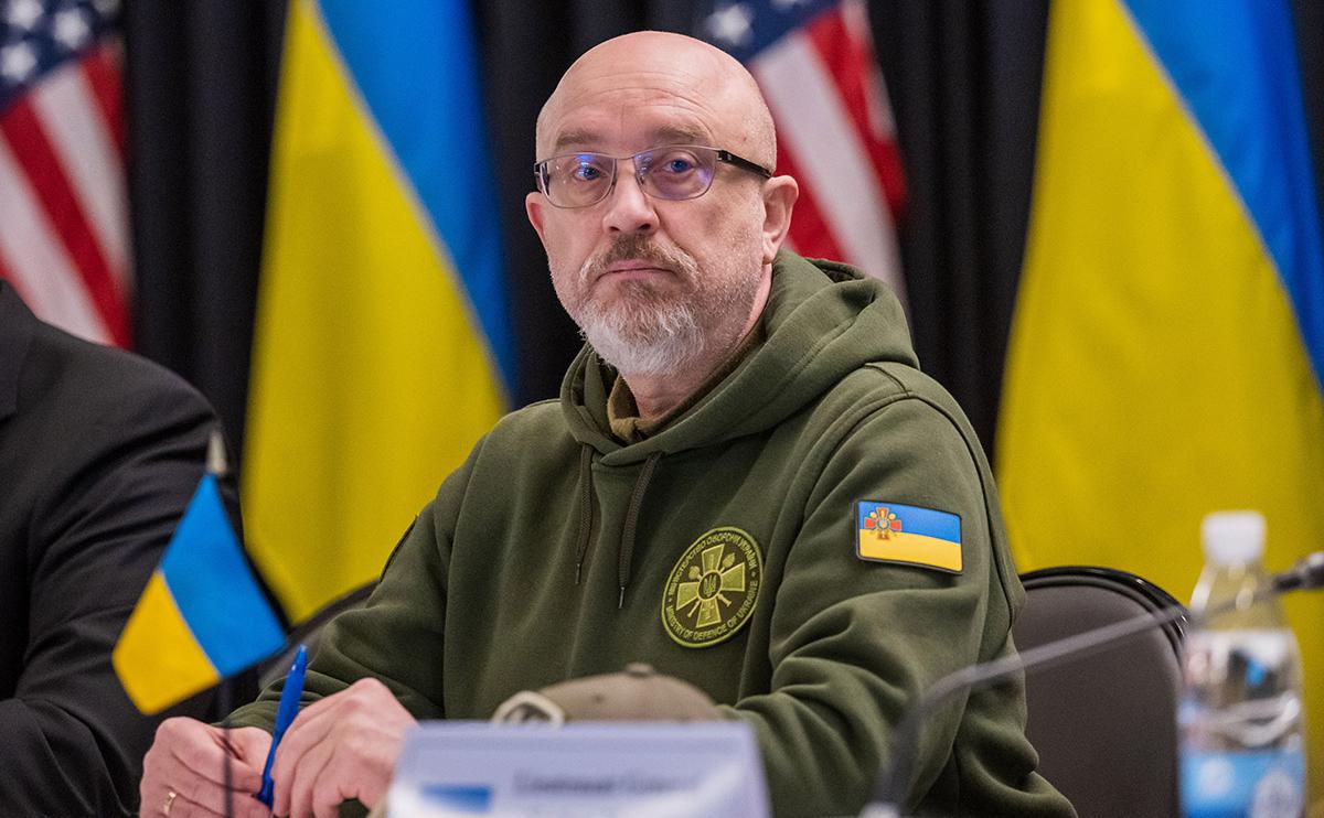 Почему украинский министр обороны Резников подал в отставку