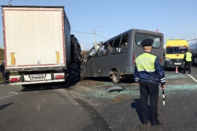 МВД: выезд на встречную полосу стал причиной ДТП в Нижегородской области