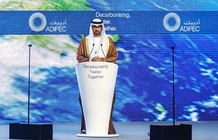Отказ от ископаемого топлива должен стать частью глобального плана энергетического перехода: министр промышленности и передовых технологий ОАЭ