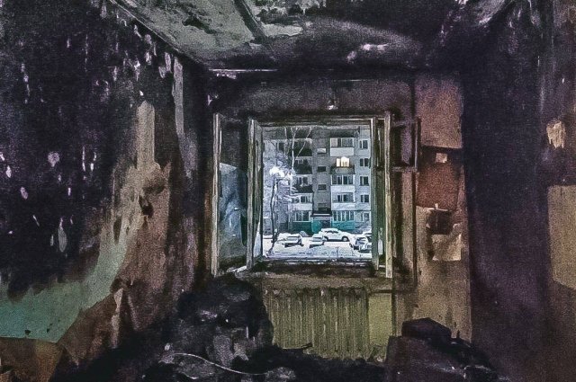 Два человека погибли при пожаре в жилом доме в Смоленской области