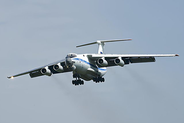 RT: член экипажа разбившегося Ил-76 был из династии военных летчиков