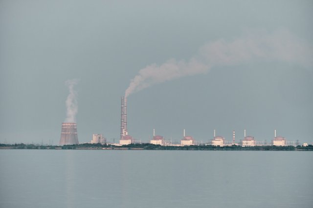 ВСУ нанесли удар по куполу 6-го энергоблока Запорожской АЭС