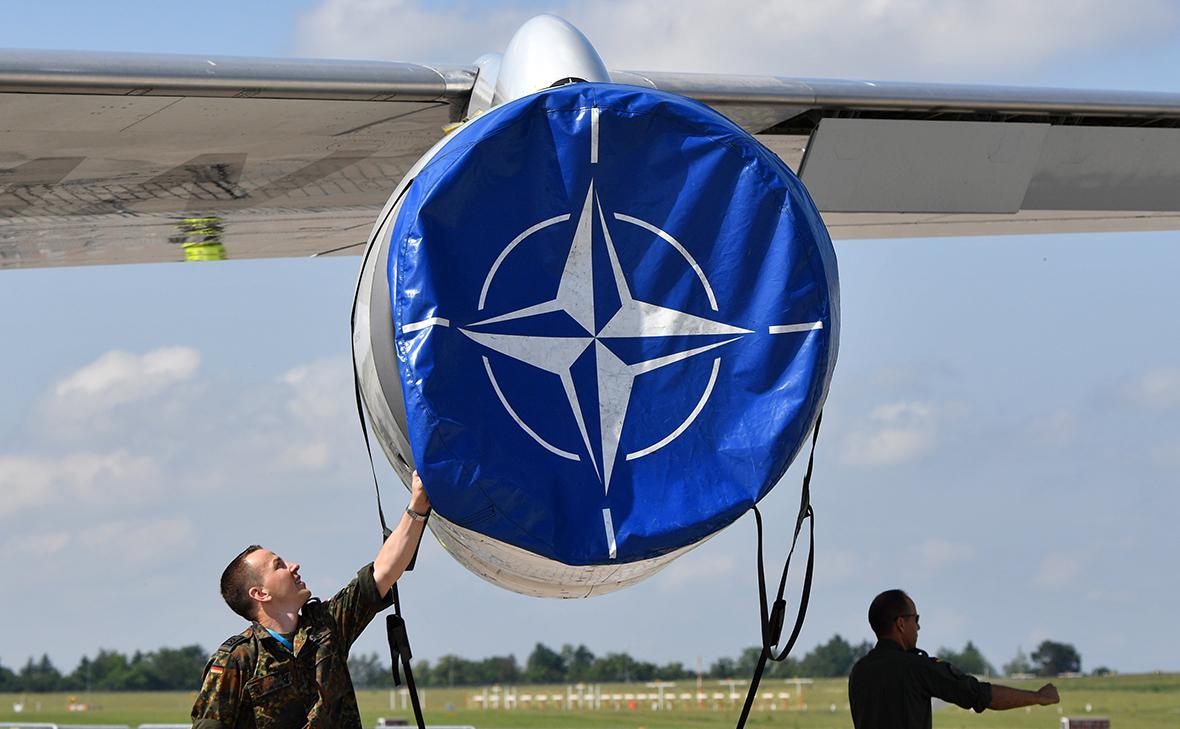 В НАТО призвали удвоить оборонные бюджеты из-за «двойной угрозы»