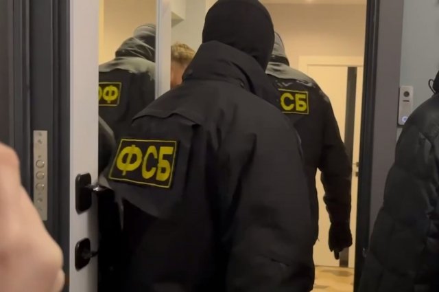 ФСБ показала кадры допроса второго фигуранта дела о взрыве машины Прозорова