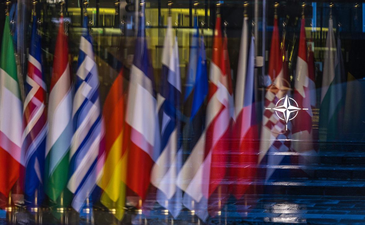 НАТО обвинило Россию во вредоносной гибридной активности