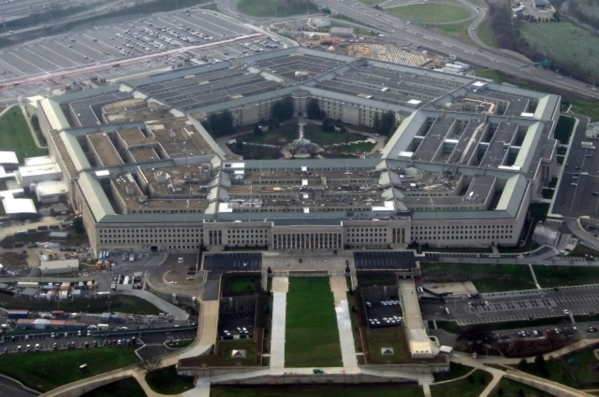 Пентагон раскрыл подробности о задержанном в России за кражу военном из США