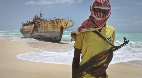 У берегов Нигерии в результате нападения пиратов похищен гражданин России 