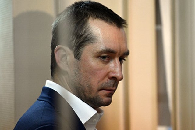 Суд по делу Захарченко изъял часы Ulysse Nardin стоимостью 2,5 млн рублей