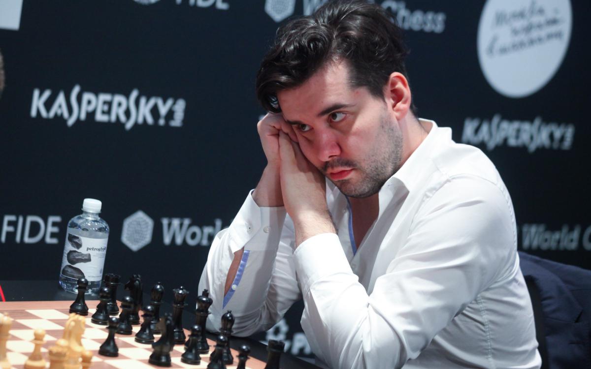 Непомнящий вернулся в топ-5 рейтинга FIDE
